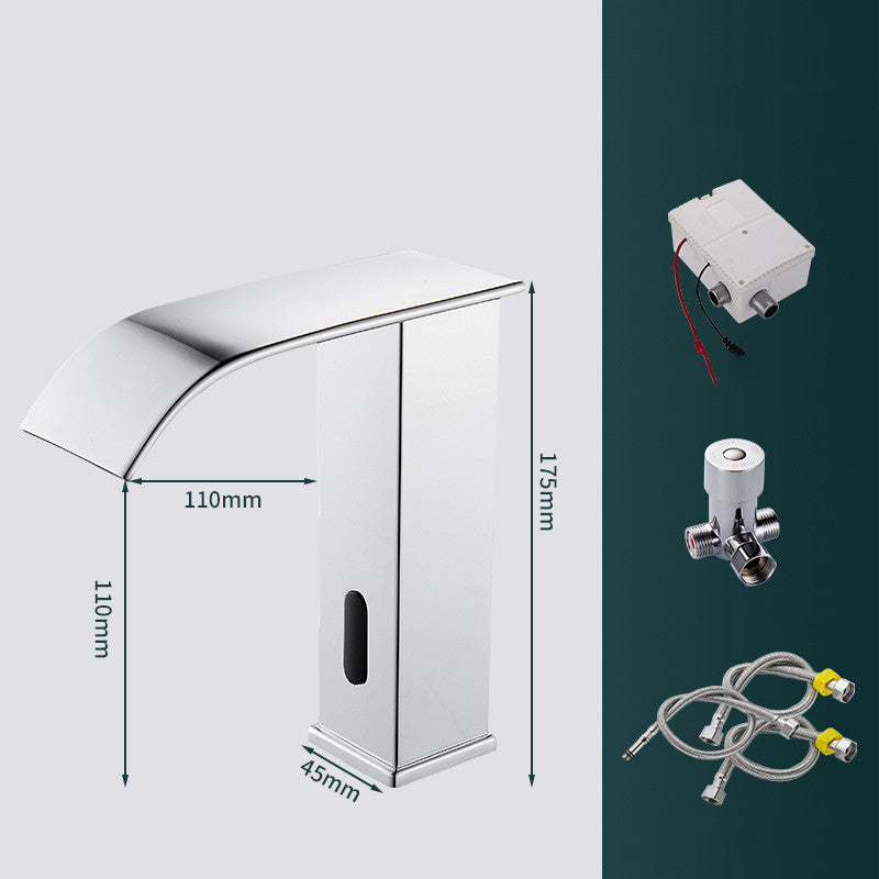 Slimme sensorkraan voor thuis, eenvoudig en stijlvol.