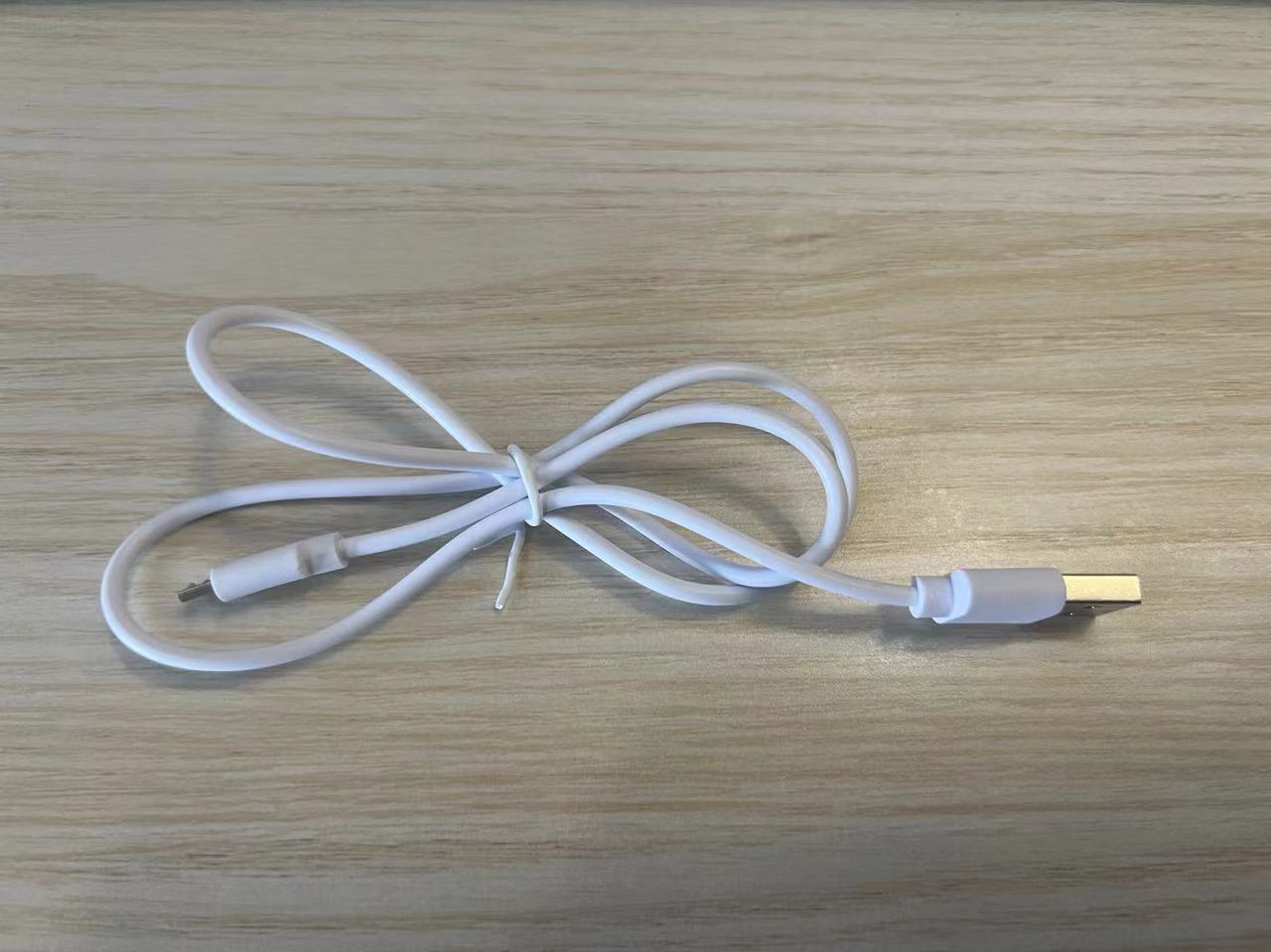 EMS Thermische Halslift en Strakmaker Massageapparaat Elektrische Microstroomrimpelsverwijderaar